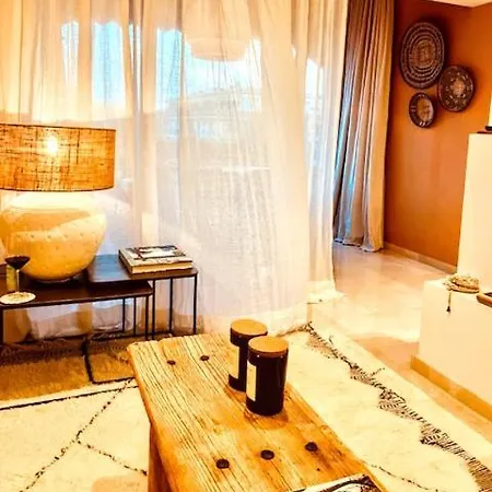 Spacious Duplex In Puerto 2 Bedr 2 Bath *