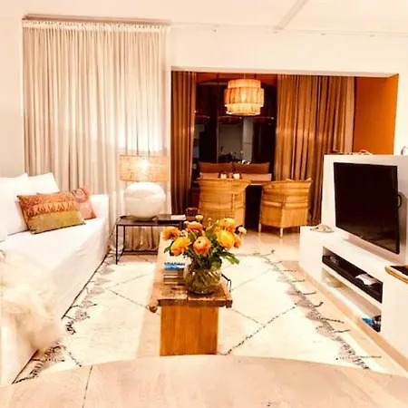 Spacious Duplex In Puerto 2 Bedr 2 Bath