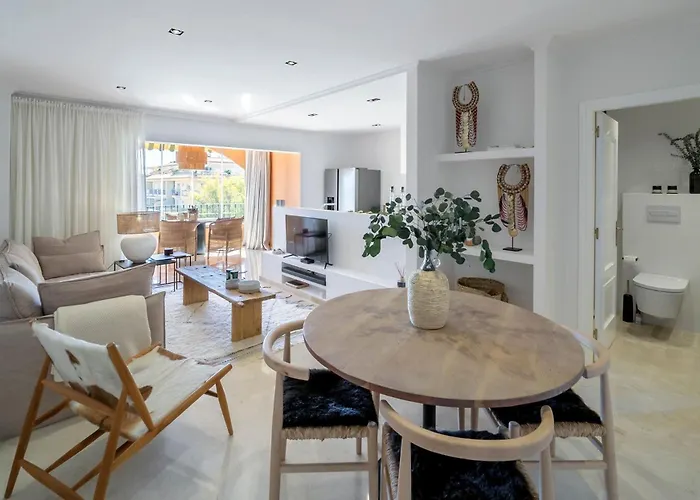 Spacious Duplex In Puerto 2 Bedr 2 Bath